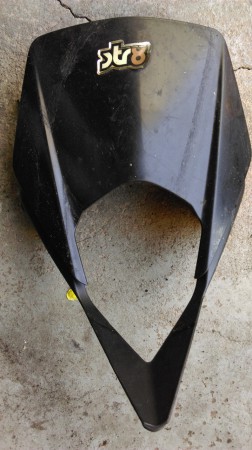 Scheinwerferverkleidung 15 €